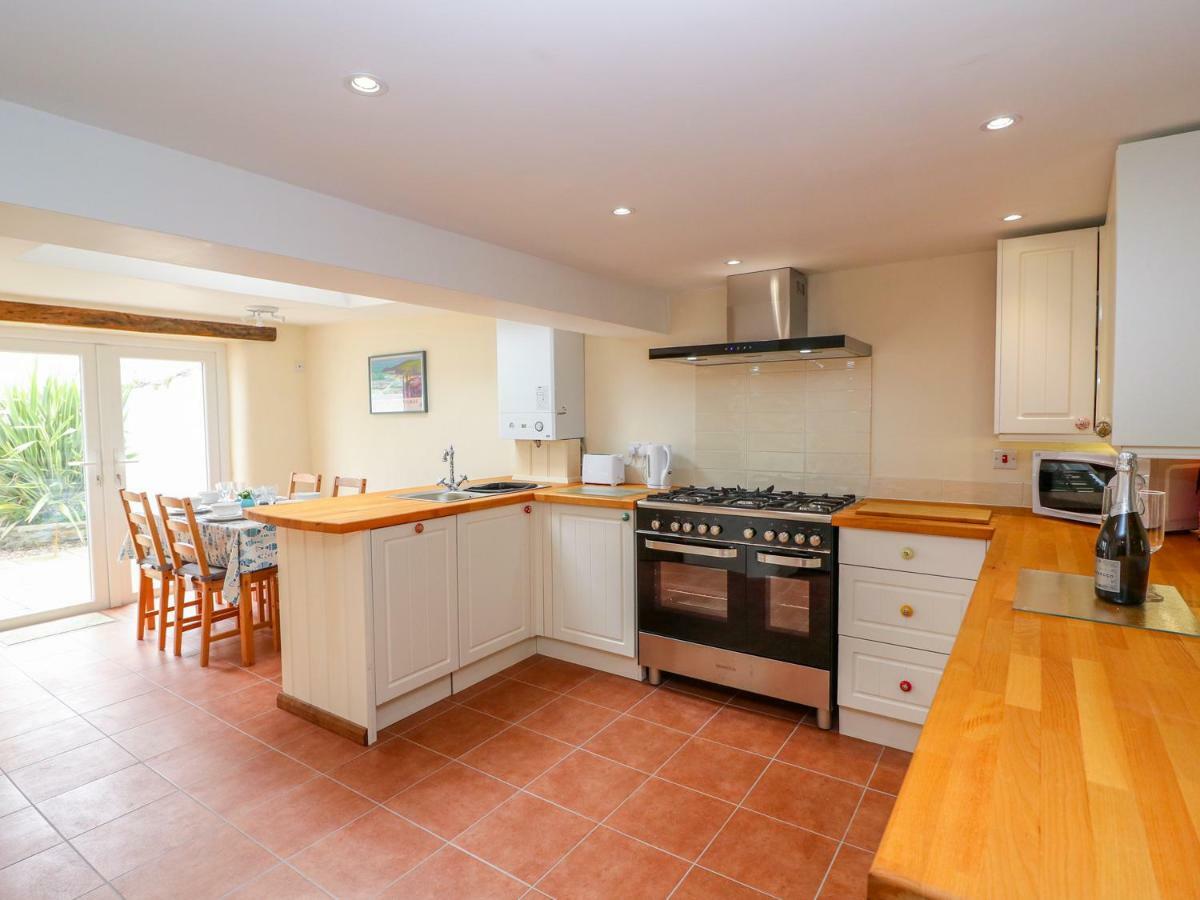 Villa Llety Fishguard Exterior foto