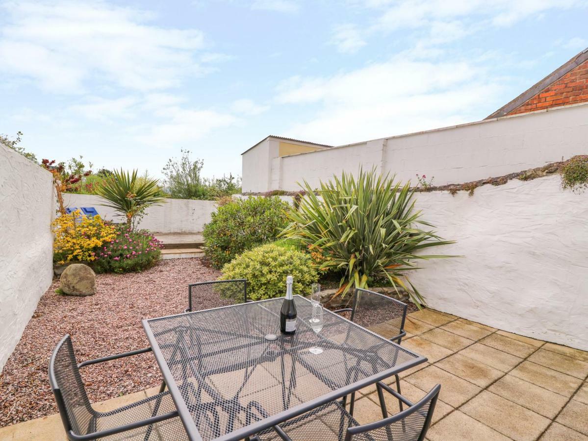 Villa Llety Fishguard Exterior foto